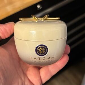 Tatcha The Silk Cream - Cream and Gold Jar